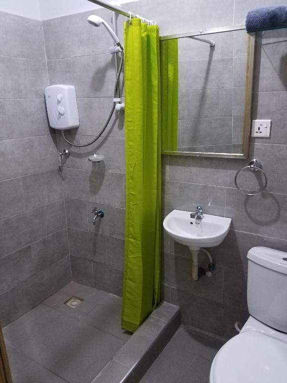 Sharp Guesthouse - Image 3