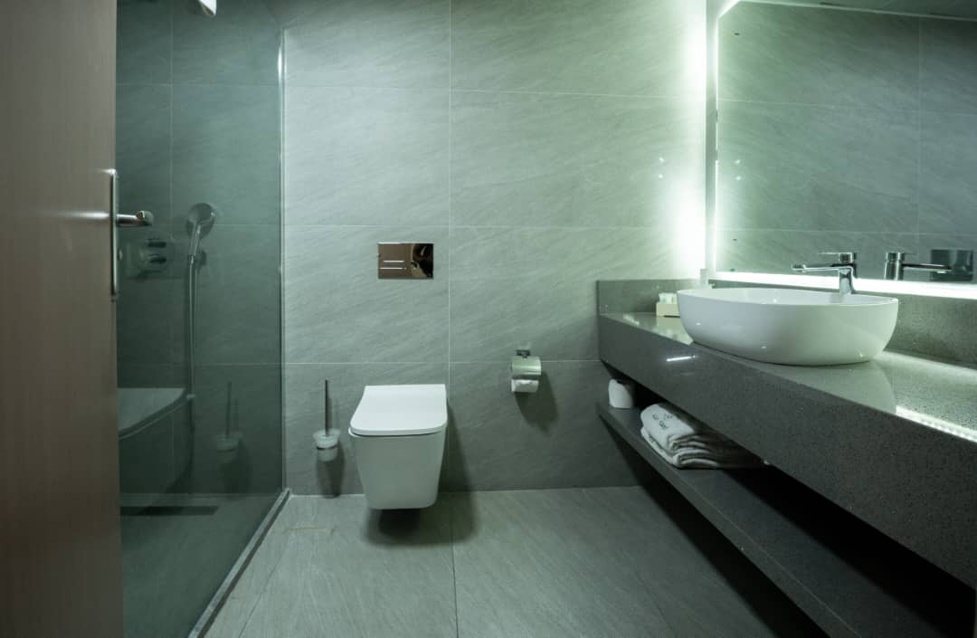 6 - Image 9